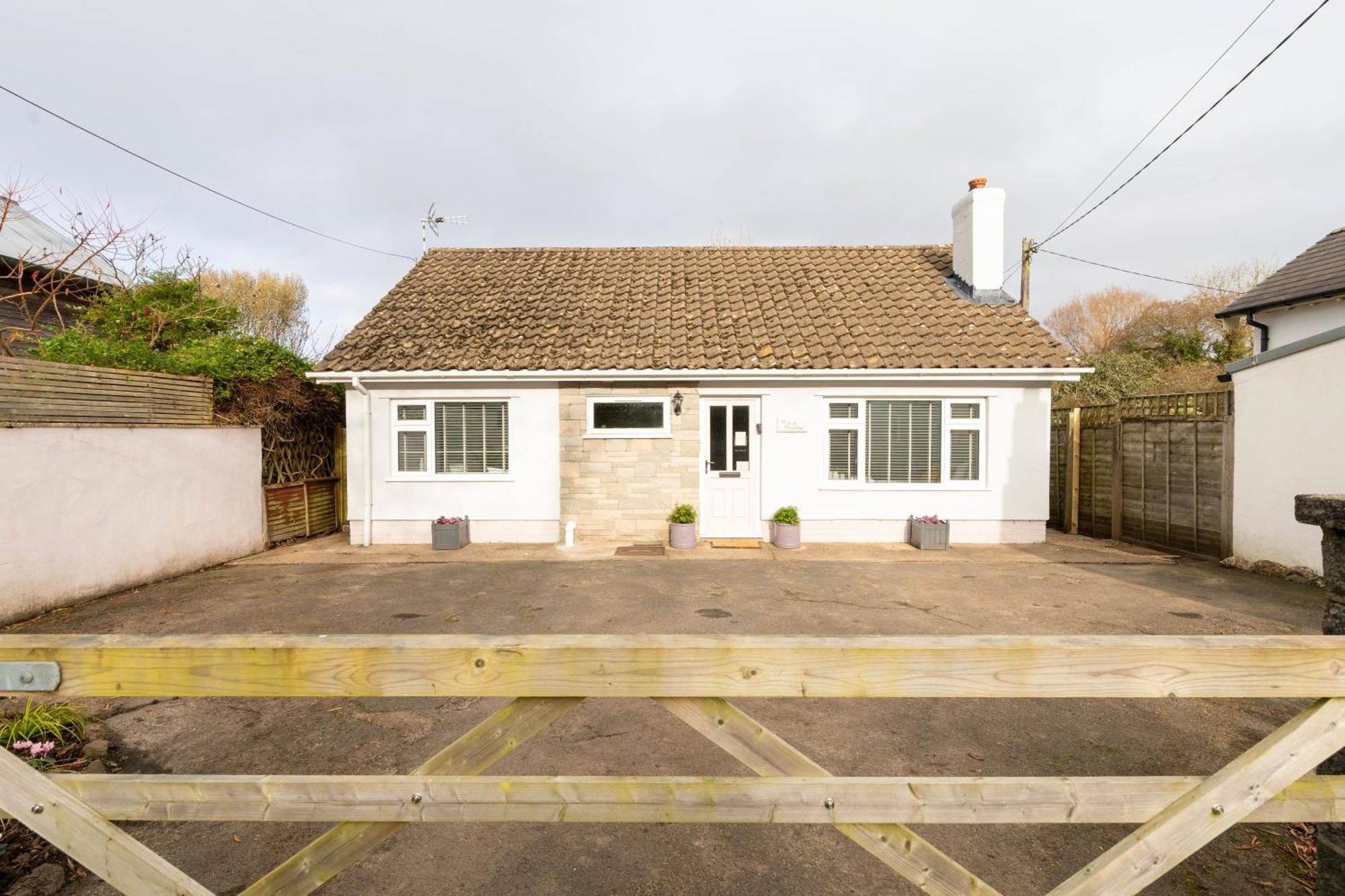 Just Stay Wales - Marshmallow Cottage, Oxwich 스완지 외부 사진